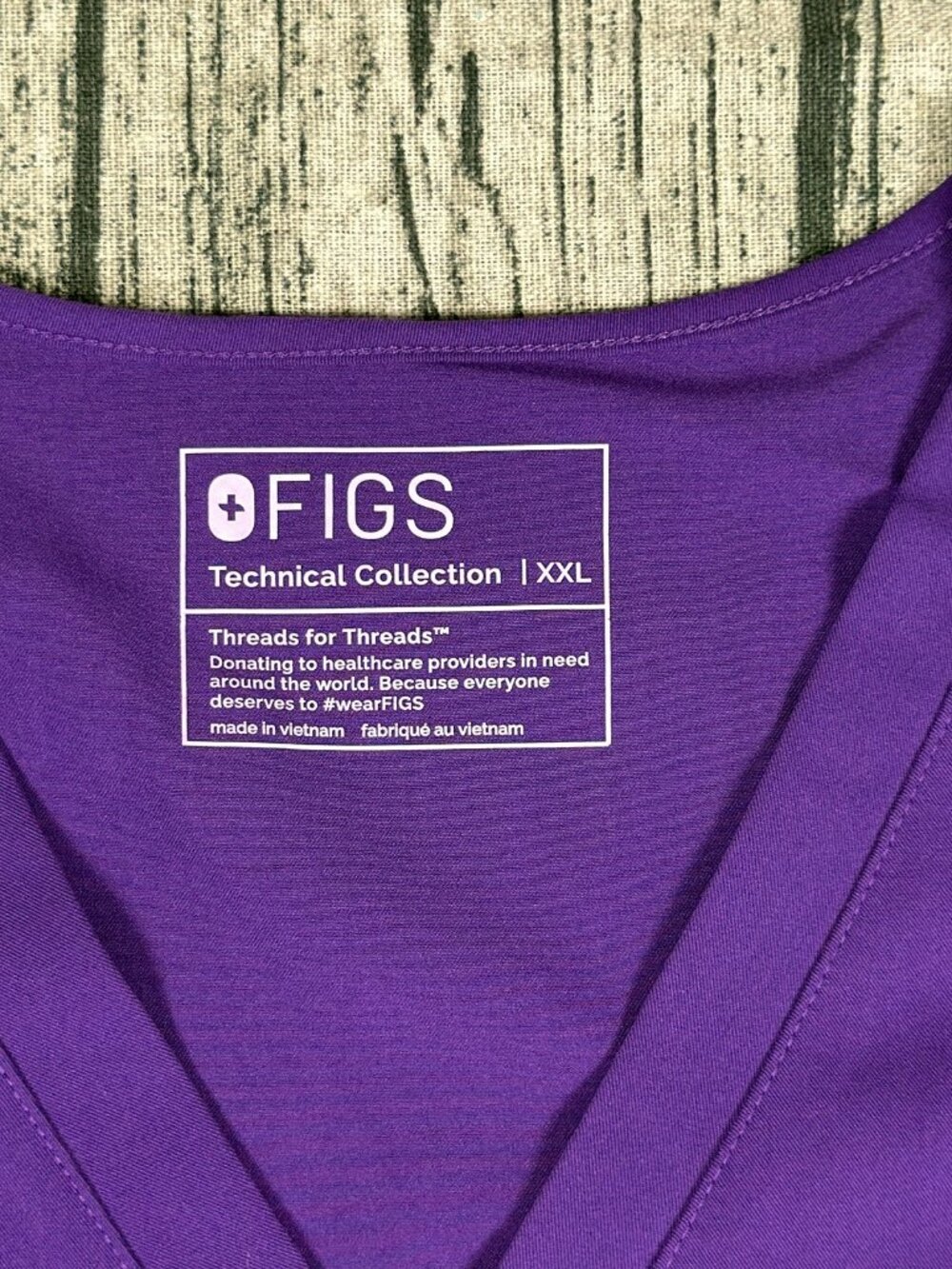 FIGS FW1000 Womens Scrub Top XXL Purple NWOT Technical Collection - Picture 2 of 7